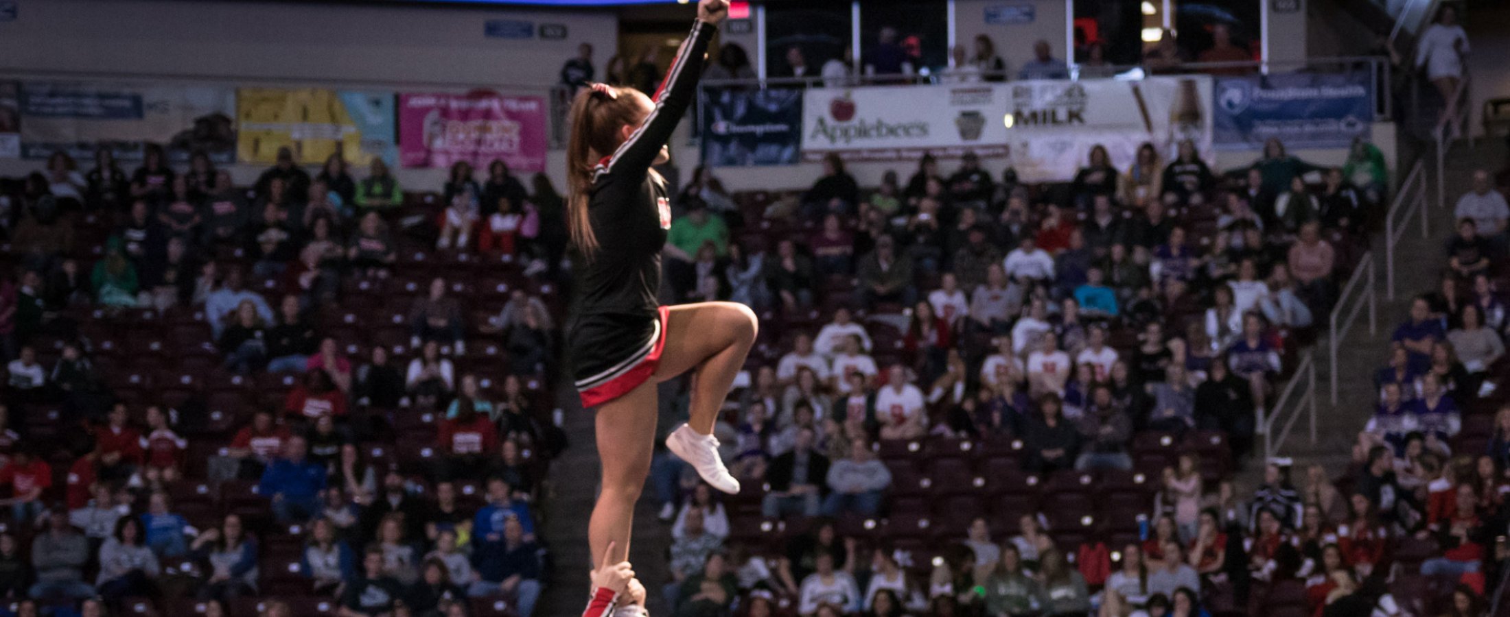 Cheerleadering squad competition